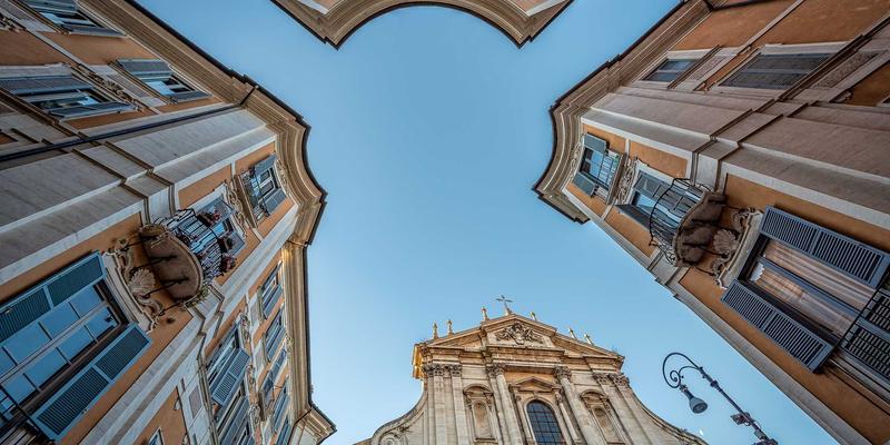 从NFV到CNF：揭秘电信云原生架构的融合演进与安全实践